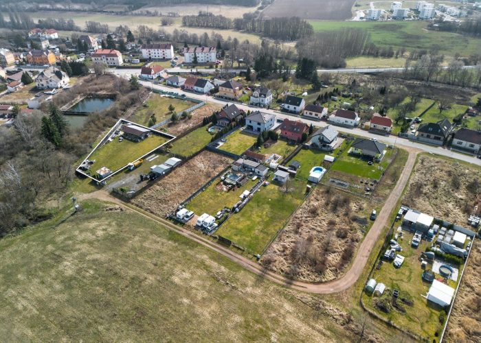 24_pozemek_Zbůch